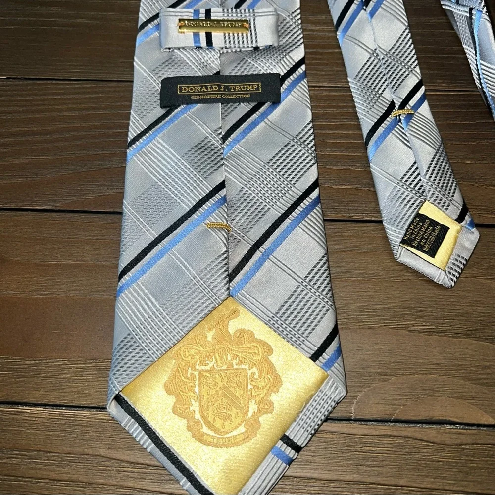 Donald Trump signature collection silk tie - Picture 2 of 5